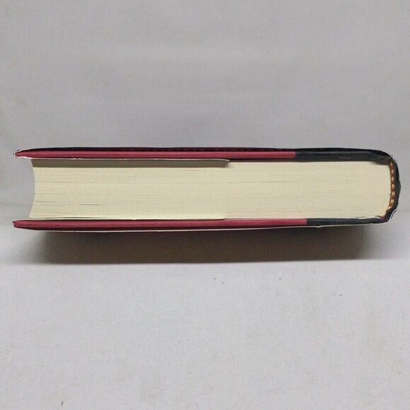 A Delicate Touch Stuart Woods-2018-Hardcover-1st/1st-Stone Barrington-Excellent - Picture 6 of 9